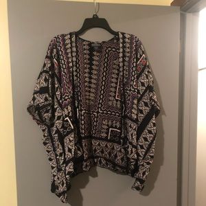 Tribal Summer Kimono! Worn Once! 🖤